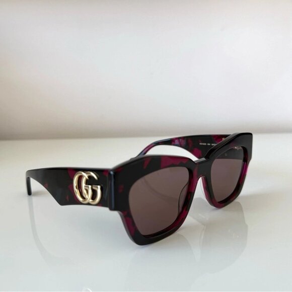 NEW GUCCI GG1422S 004 Sunglasses Ivory Oversized Square 100% UV Women’s - Picture 1 of 3